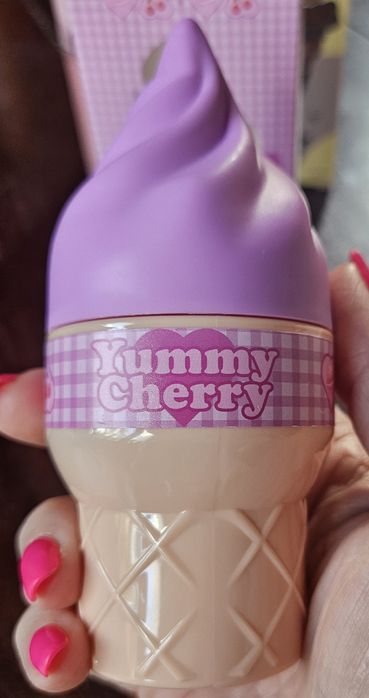 Perfumy o zapachu wisni