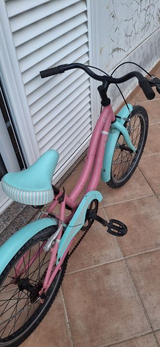 Bicicleta de menina roda 20