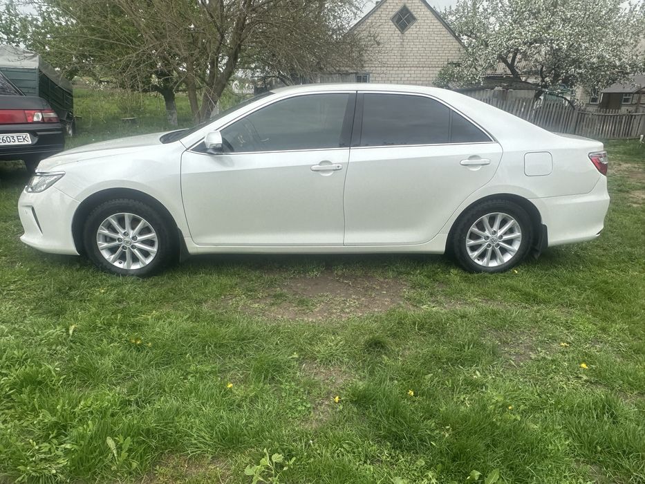 Toyota Camry продам