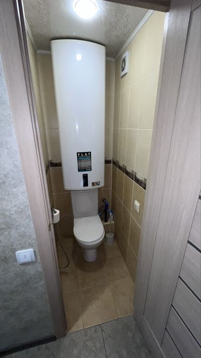 Продам дворівневу квартиру-гостинку