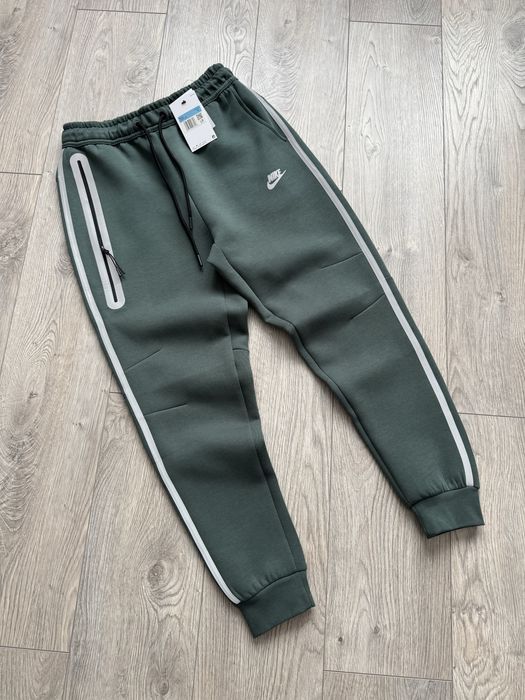Штани Nike Tech Fleece Reflective 2026