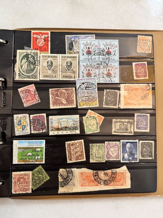 Grande coleção de Filatelia e Numismática Portuguesa – Selos, FDC, Notas e Moedas