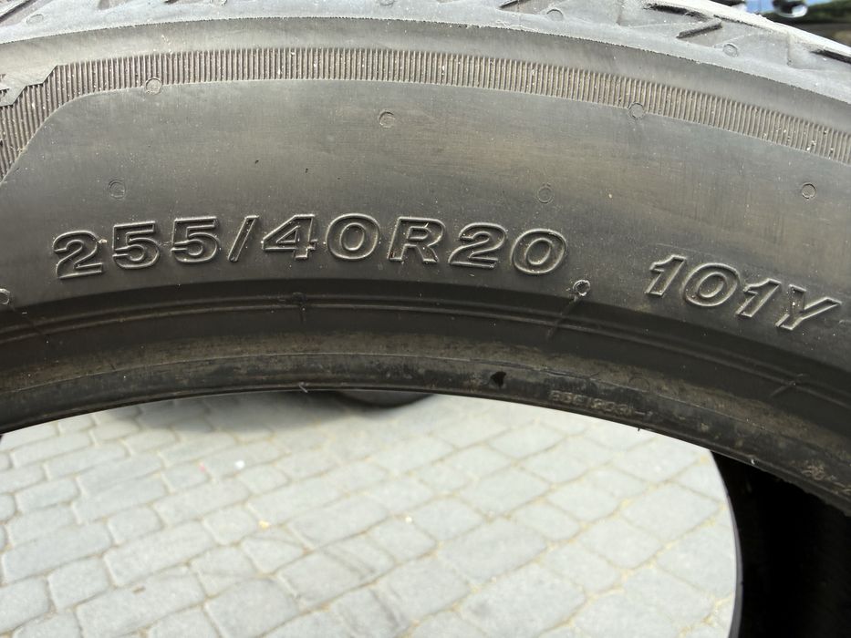 Opony Brigdestone Turanza T005, 255/40R20 2x, 285/35R20 2x DOT0123