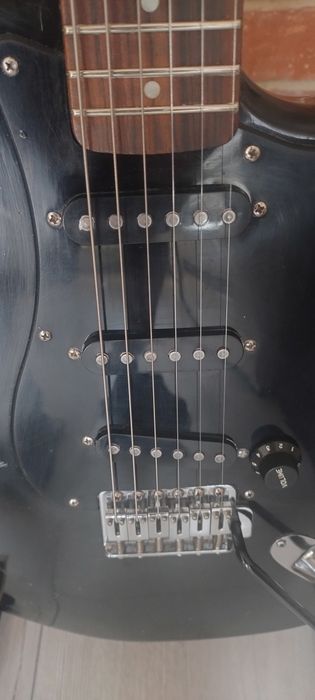 Gitara elektryczna Stratocaster