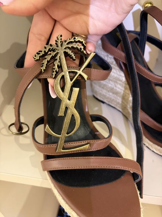 Buty kotyrny sandały szpilki YSL