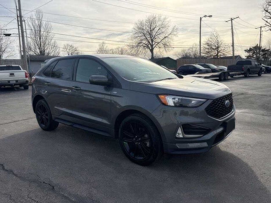 Ford Edge      2023