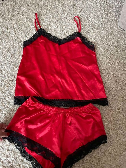 Пижама женская красная