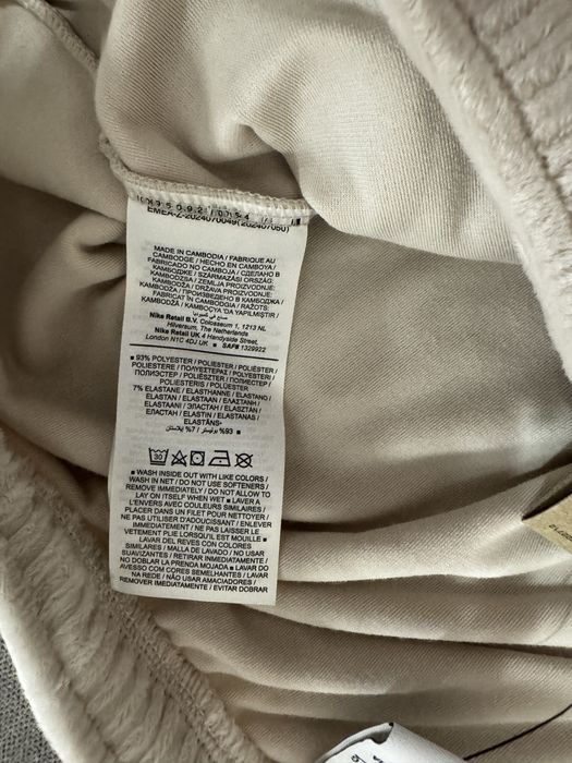 Nowe spodnie welurowe Nike L