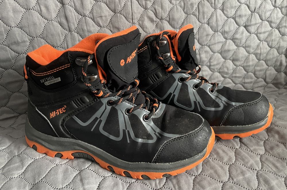 Buty HI-Tec.