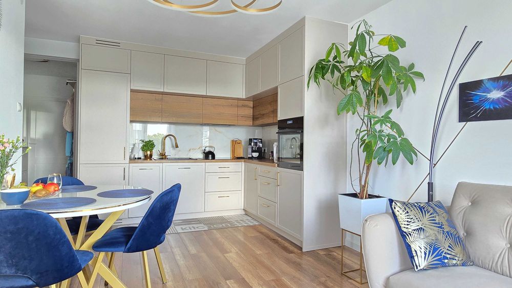 Zadbane mieszkanie 50,40 m2, balkon, niski czynsz