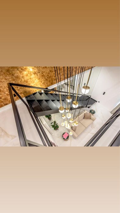 Romantyczny wieczór JACUZZI, rocznica ozdobiona pięknymi dekoracjami