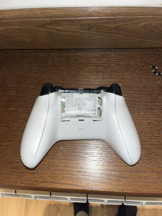 Pad xbox one do konsoli
