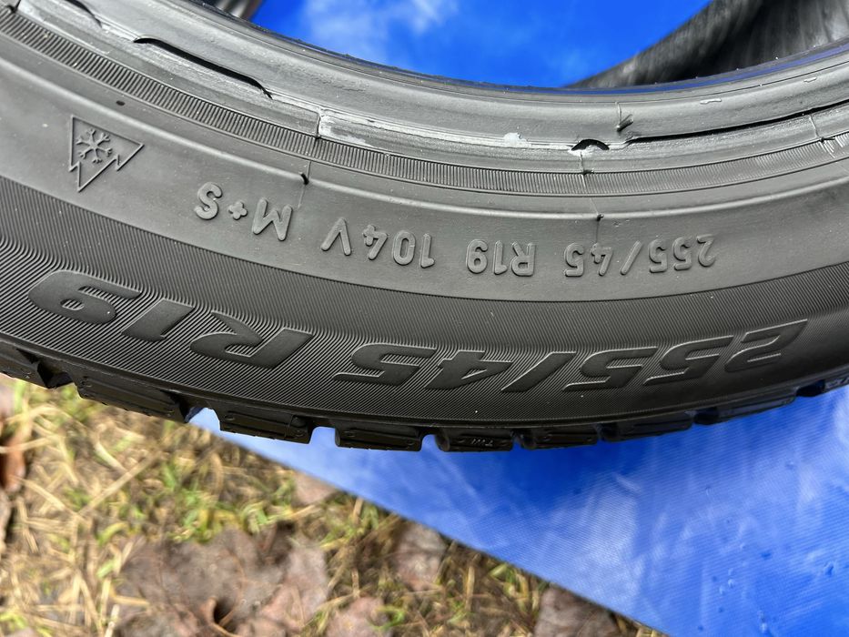 255/45/19 Pirelli Winter Sottozero 3 255/45 R19
