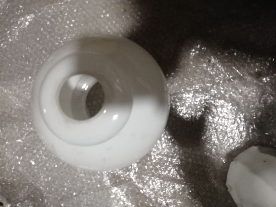 K9 Szklany klosz biały zwis