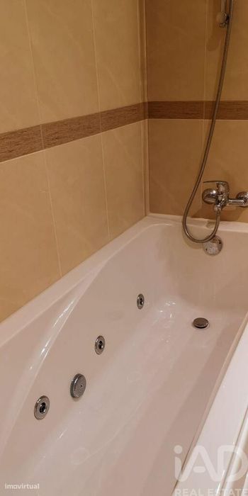 Apartamento T2 em Almeirim de 163,00 m2