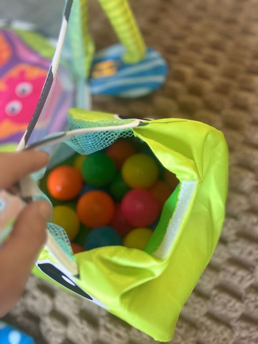 ПРОДАМ Килимок,манеж для малюків