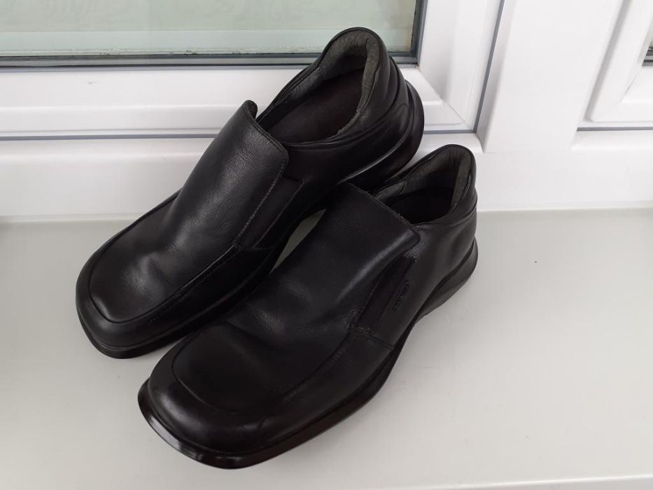 Buty skórzane Kickers 42