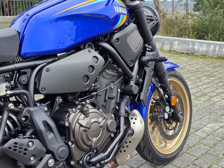 Yamaha XSR 700 Seminova
