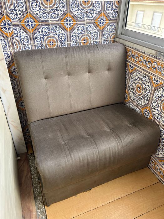 Sofá pequeno de apoio