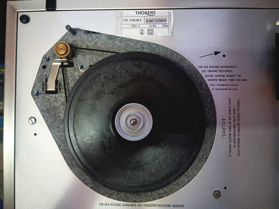 gira-discos THORENS TD 166 MK II