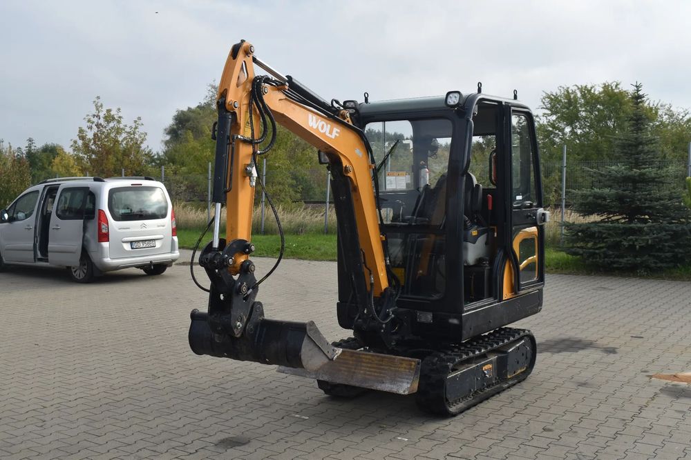 WOLF WE18  [14511] Minikoparka, radio