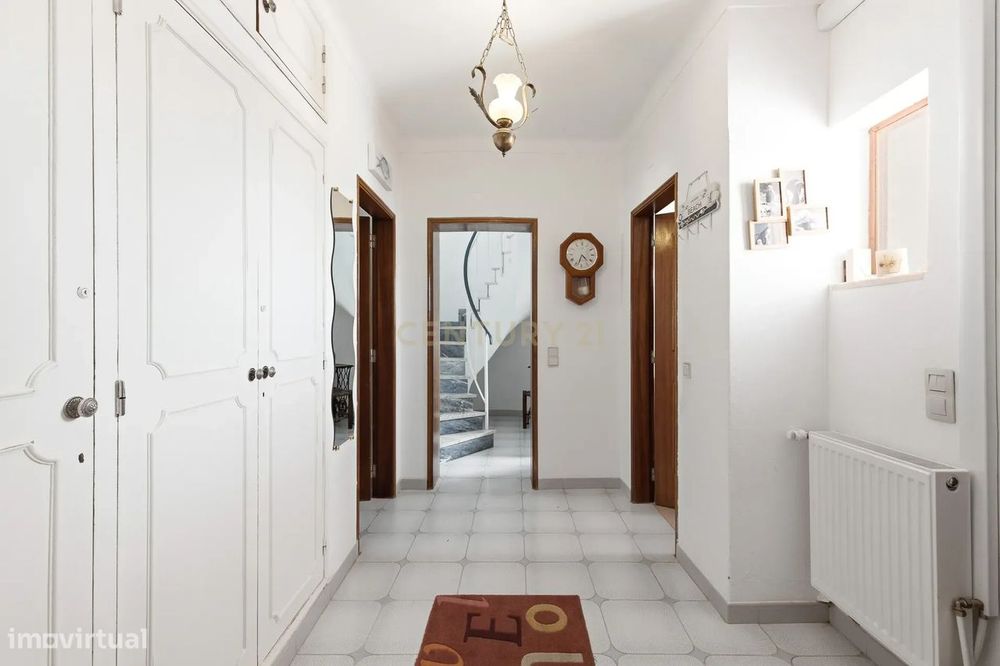 Moradia T4 Isolada Com Piscina, 5.050 M² De Terreno E Anexo Com Suite