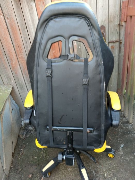 Офисное кресло большое