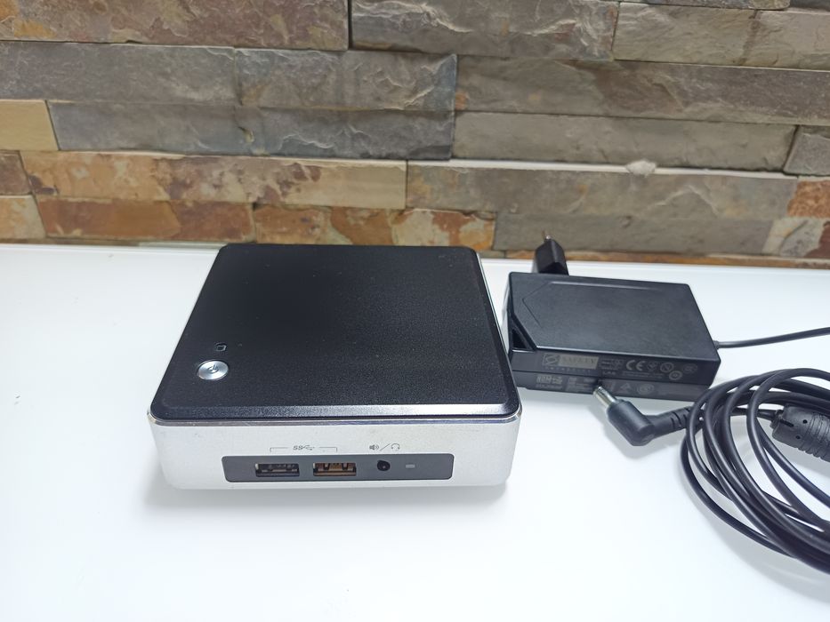Intel NUC NUC6i3SYK / 256GB / 8GB / Mini PC