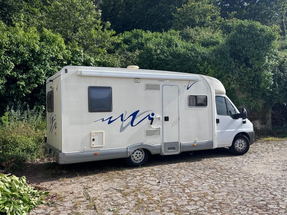 Autocaravana  Elnag perfilada