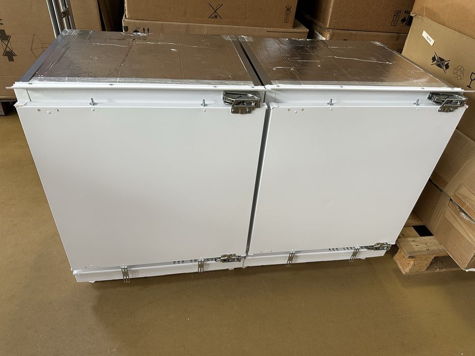 Lodówka do zabudowy pod blat 82 cm, 126L nowa
