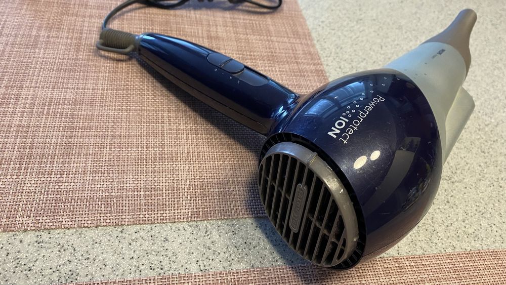 Philips HP4898 фен на запчастини.