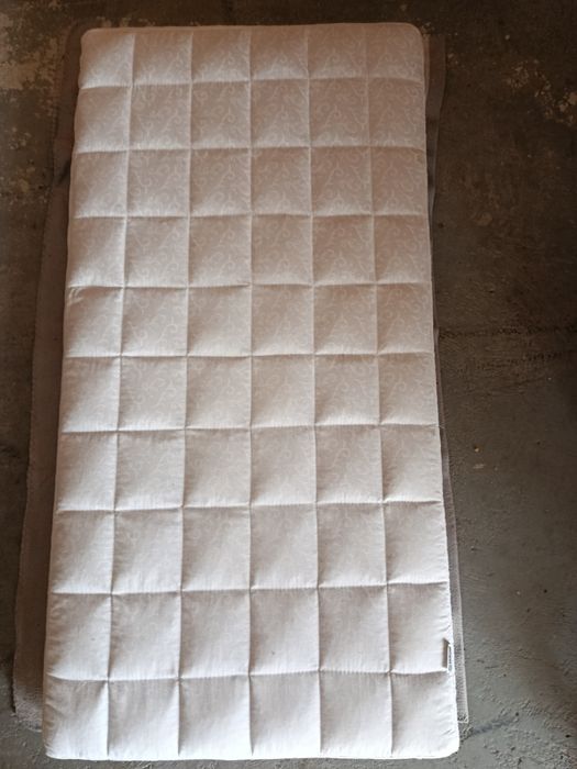 Materac do łóżeczka dziecięcego o wymiarach 60x120