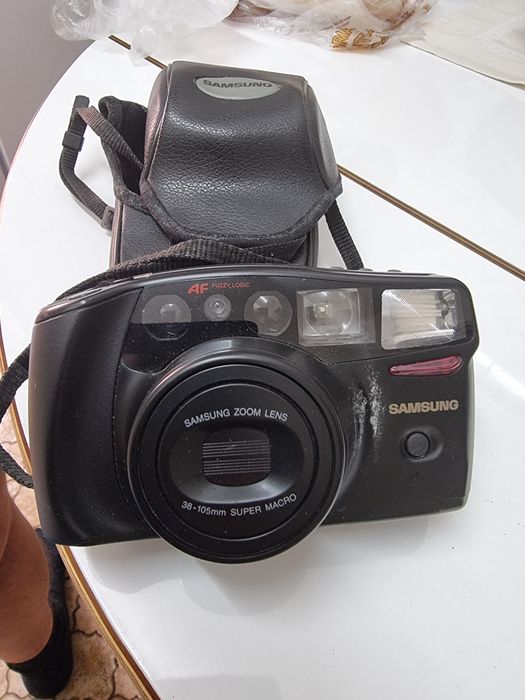 Máq fotográfica Samsung AF ZOOM 1050