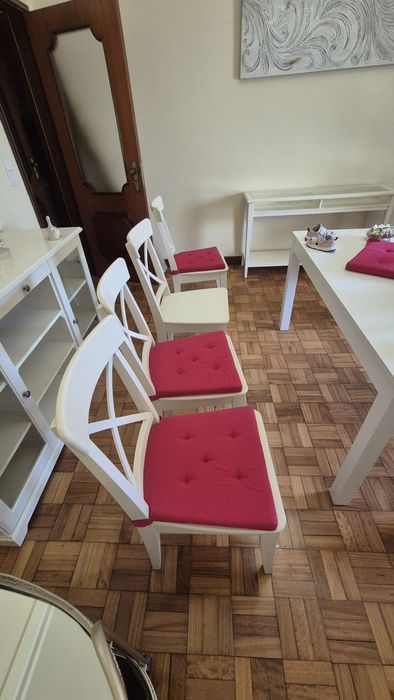 Cadeiras madeira IKEA