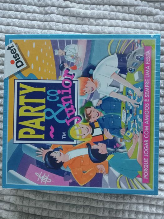Jogo Tabuleiro Party & Go NOVO (Ainda está Selado)
