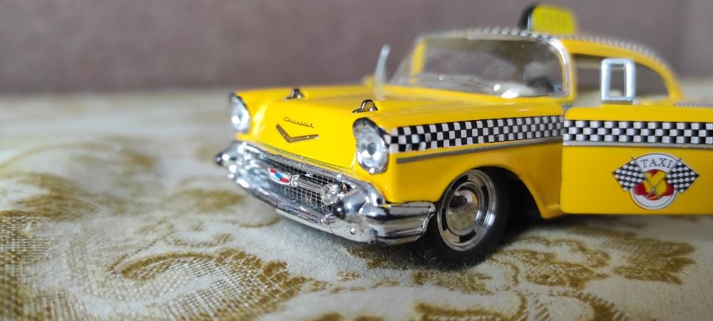 Машина такси (без дефектов)