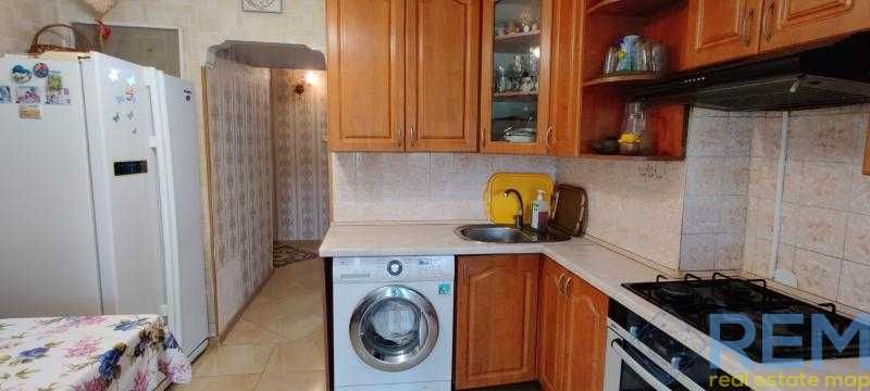 Продам  велику квартиру з ремонтом!