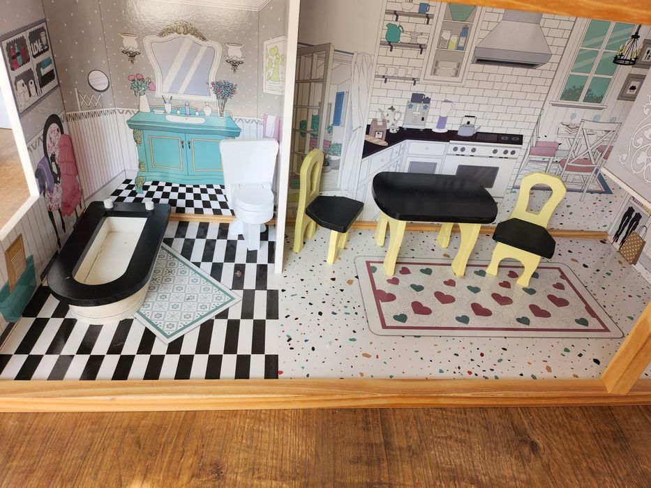 Duży domek dla lalek, lalki  L.O.L LOL