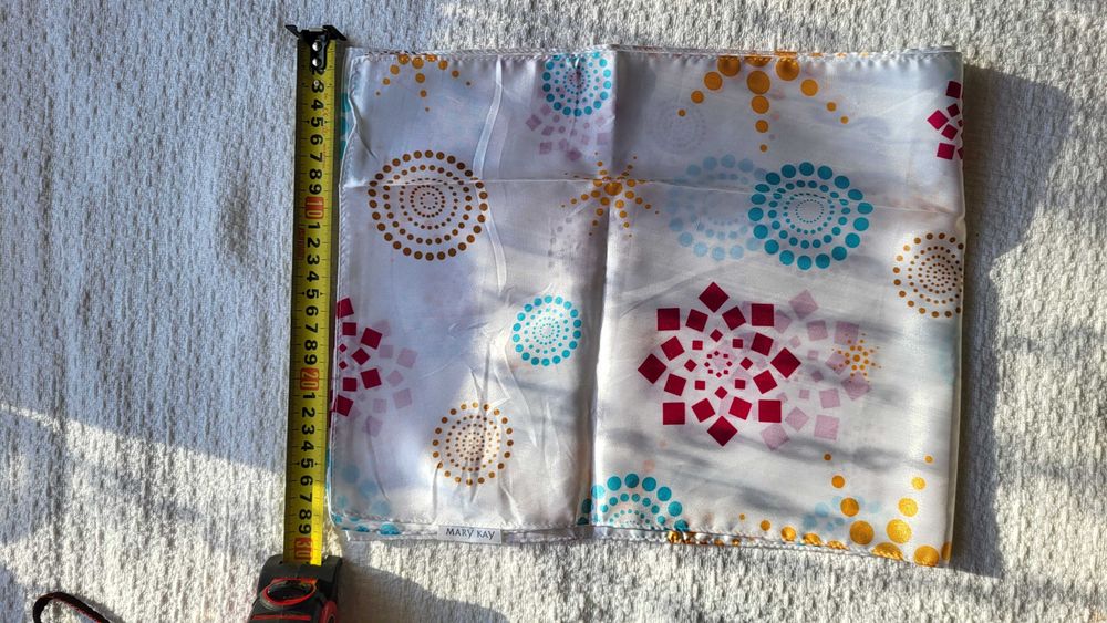 Шарф Mary Kay, новий