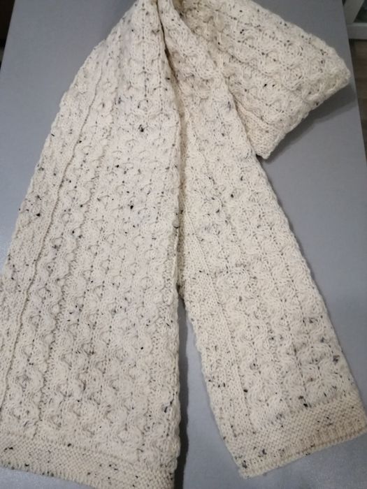 Szal damski z wełny owczej