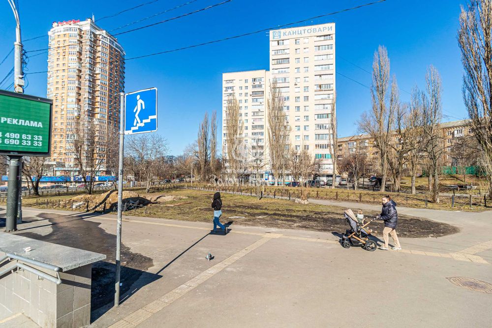 Квартира, 3к. Під ремонт. Чоколівський бульвар, 40, Чоколівка