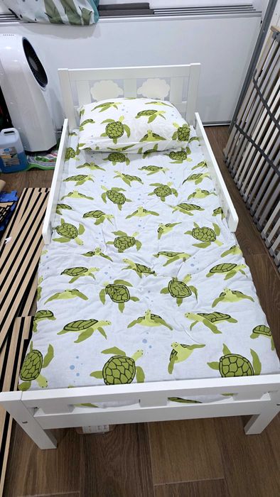 Cama de criança ikea