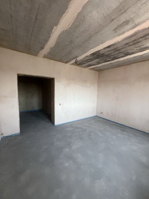 Продам 2-х кімнатну квартиру р-н. Ботанічного саду.