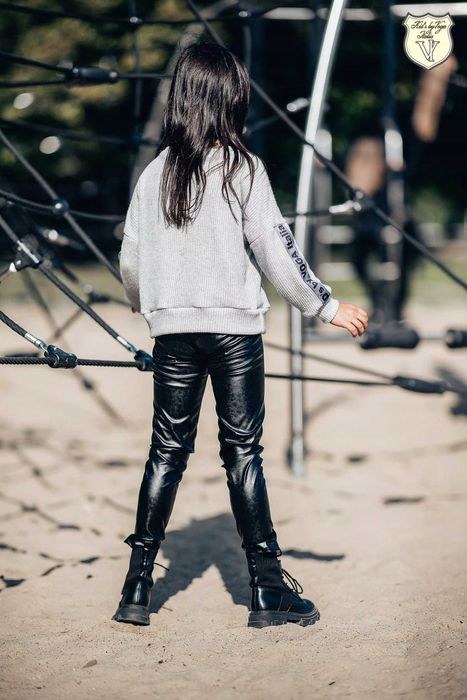 Swetr szary dla dziewczynki Kids by voga nowy 122-128