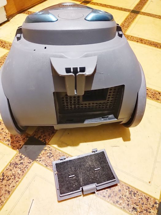Пылесос Delfa DJC-607. 1400w