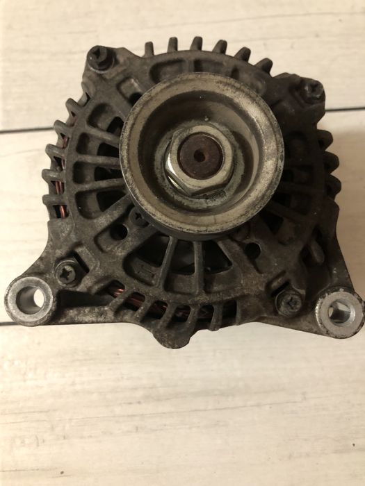 Генератор автомобільний