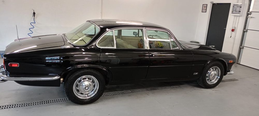 Jaguar XJ6 1972 rok 4,2 benzyna
