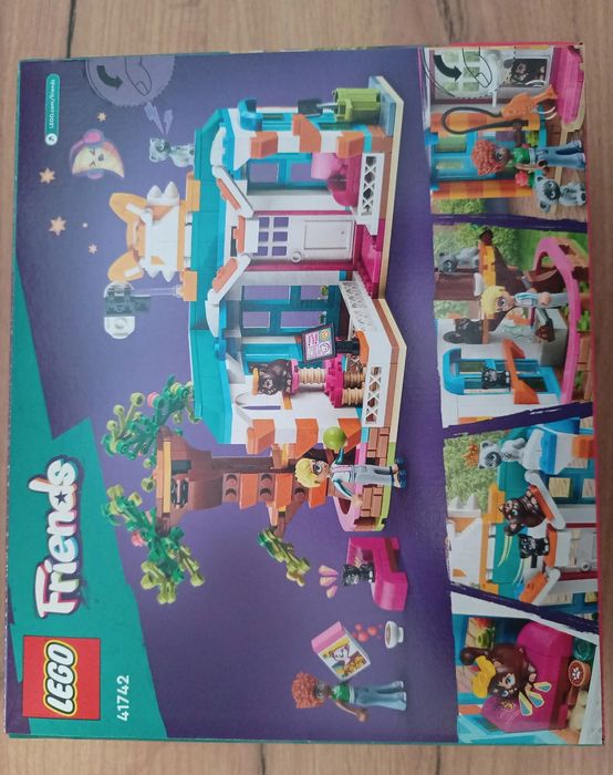 LEGO 41742 Friends - Cat Hotel.