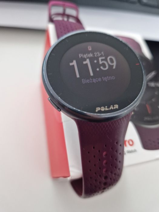 Polar Pacer Pro + 3x pasek 20mm