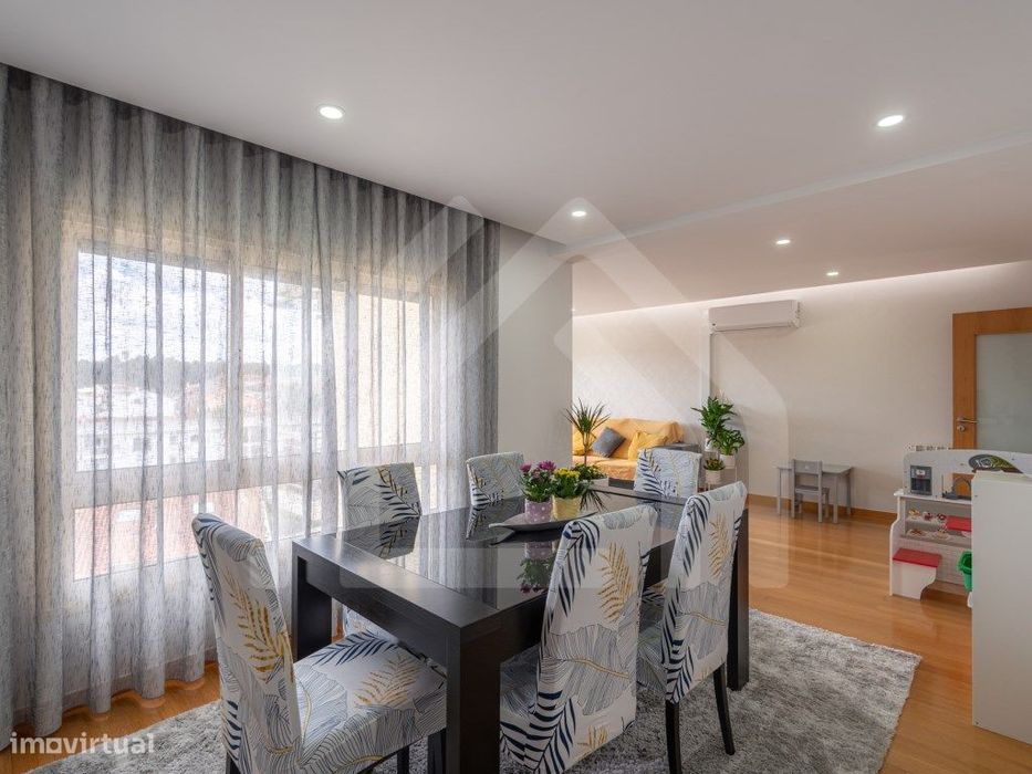 Apartamento T3 | Com sótão | Alqueves